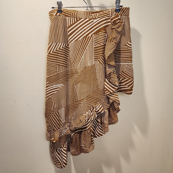 Boohoo music asymetrical high Low Skirt size 8 - Picture 4 of 11